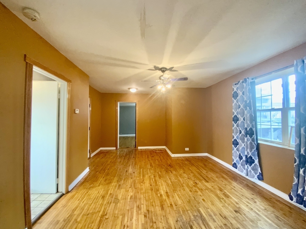 4351 N Western Avenue - Photo 9