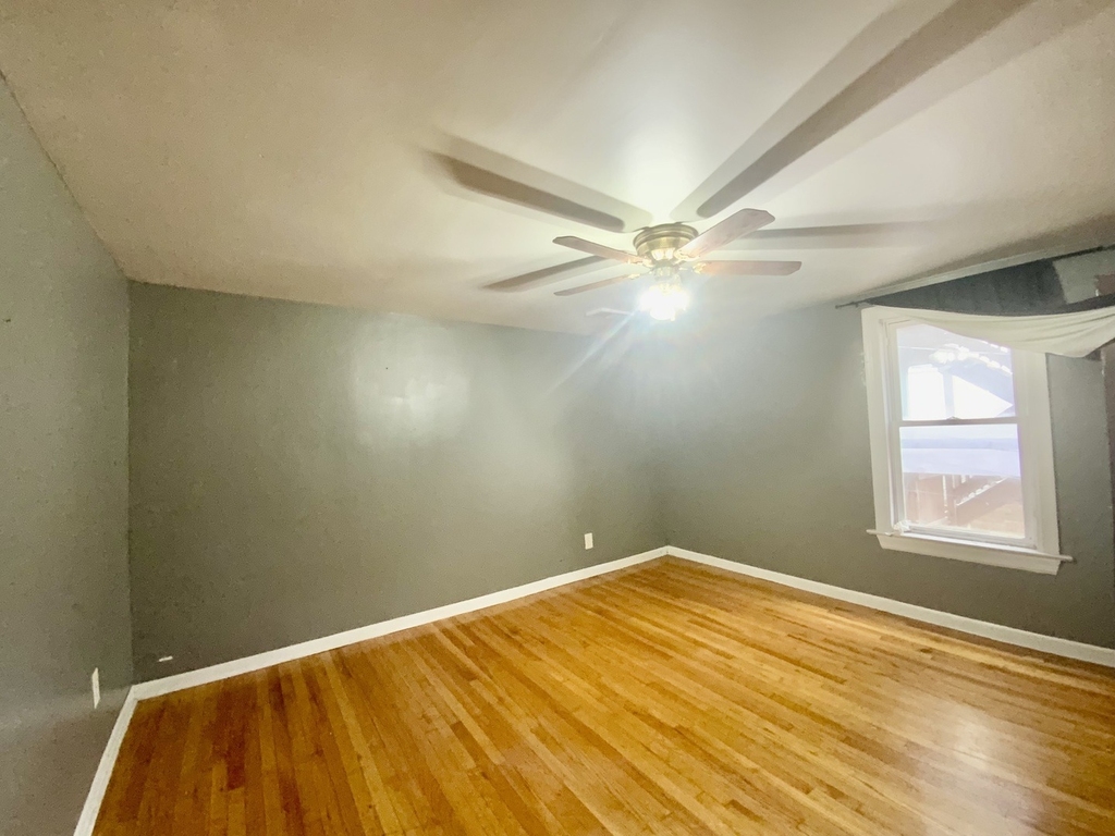 4351 N Western Avenue - Photo 12