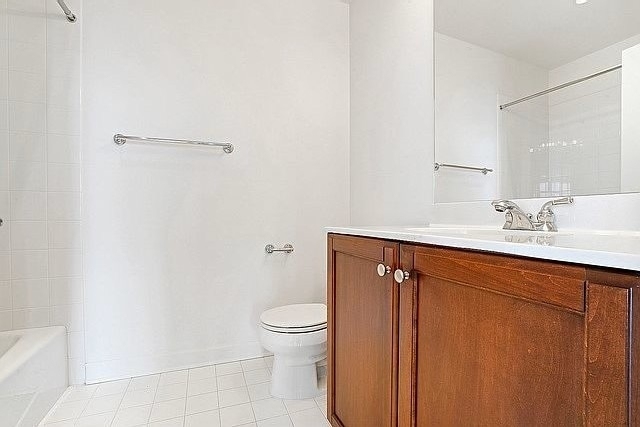 1201 S Prairie Avenue - Photo 3