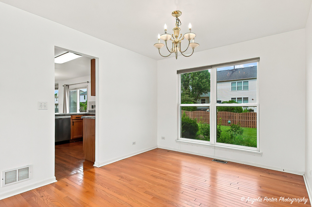 10570 Wing Pointe Drive - Photo 6