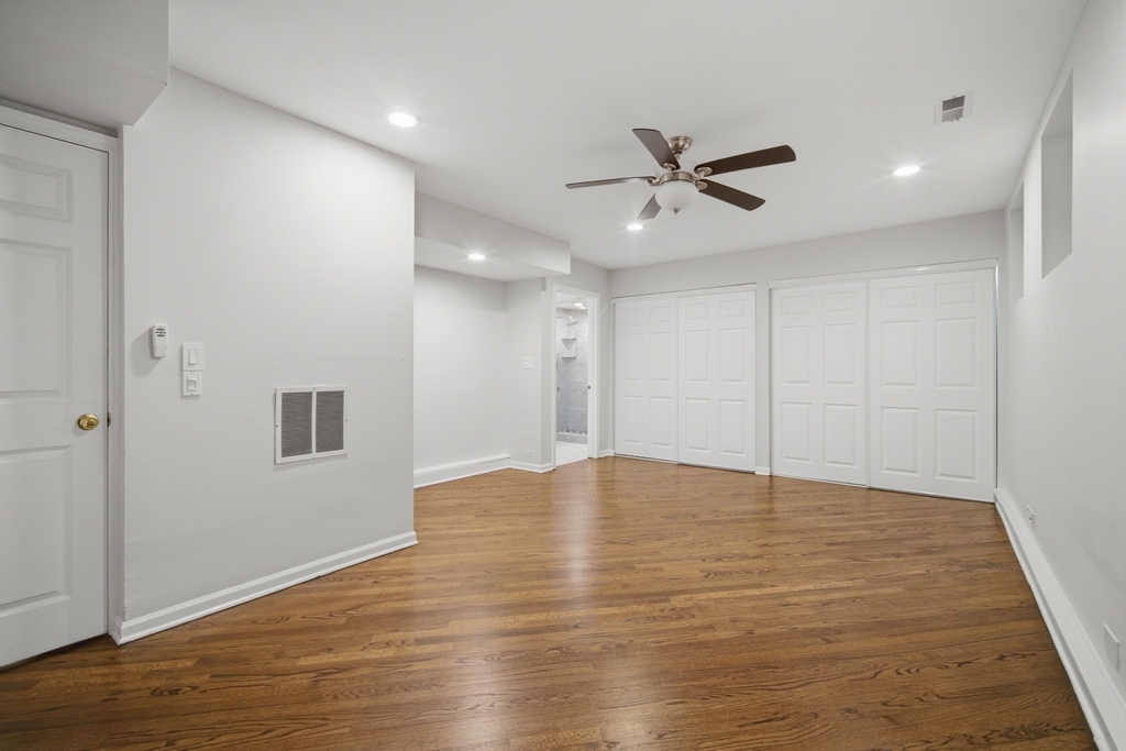 626 W Buckingham Place - Photo 15