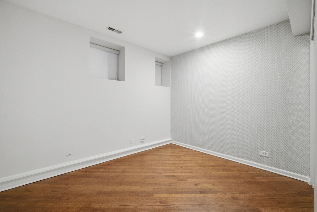 626 W Buckingham Place - Photo 20