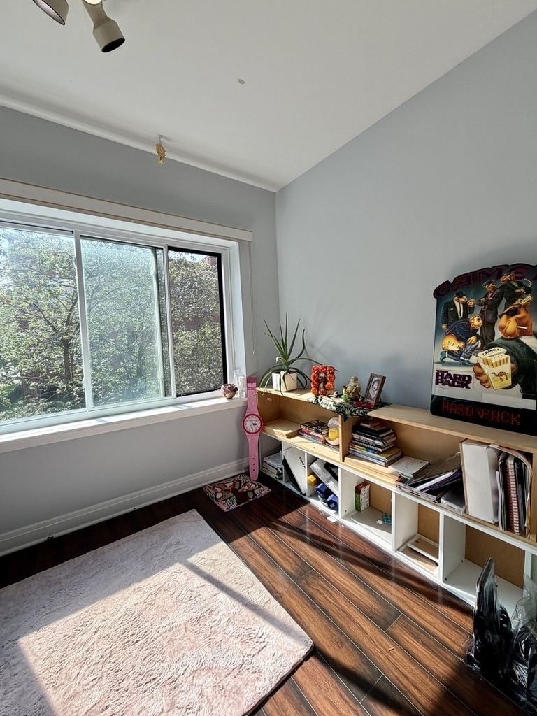 906 W Sunnyside Avenue - Photo 3