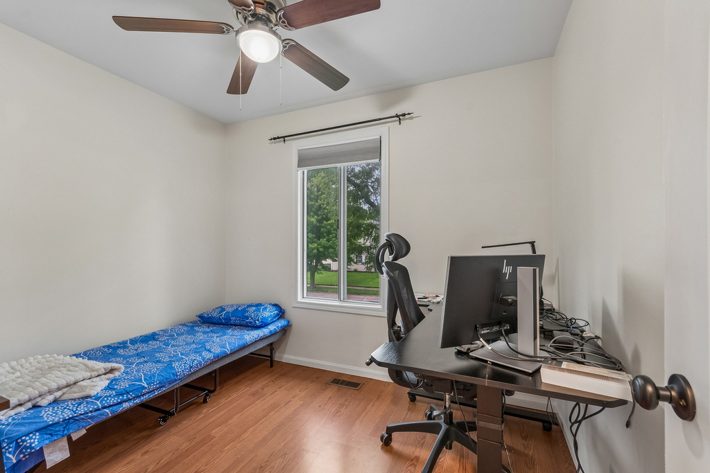 298 Danbury Drive - Photo 6