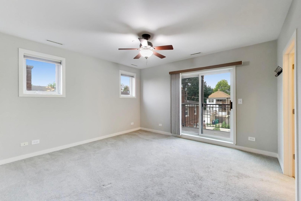 421 S Ridgeland Avenue - Photo 5