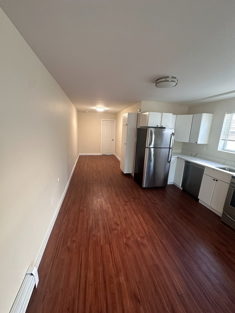 222-30 100th Avenue - Photo 0