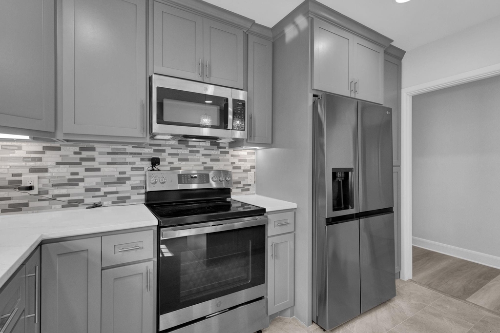 3327 Wentworth Street - Photo 10