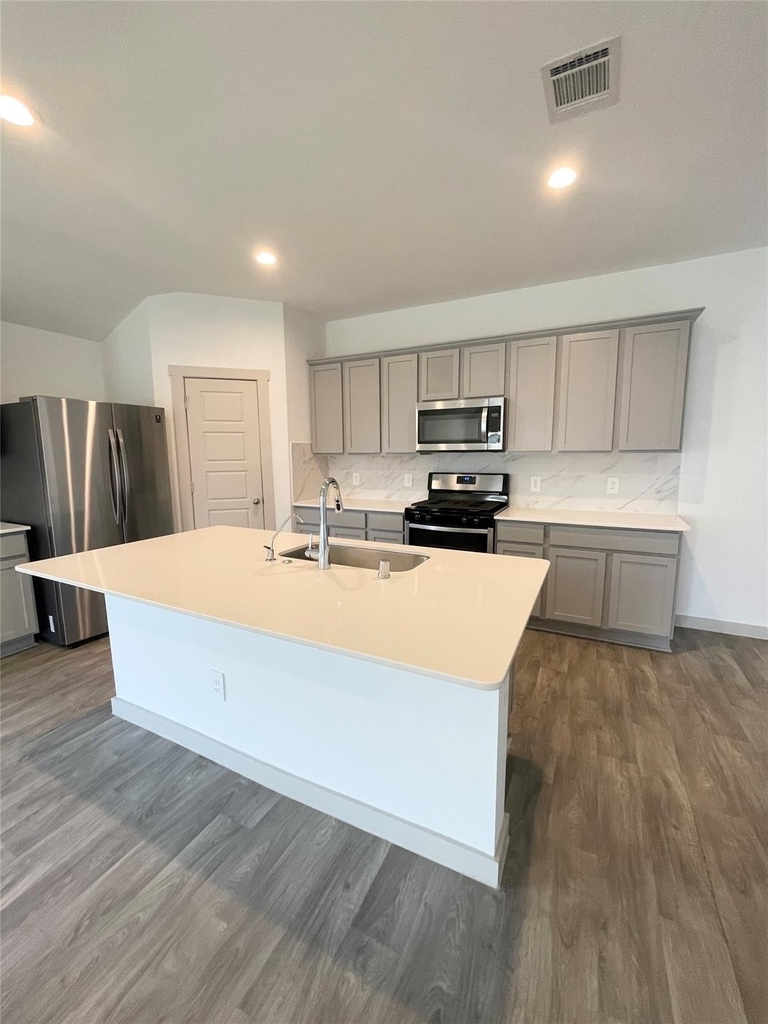 1830 Plantation Place - Photo 5