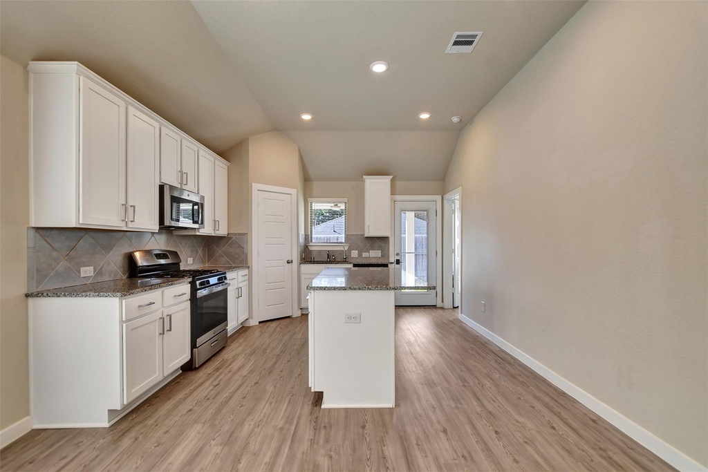 6419 Purple Wreath Way - Photo 11