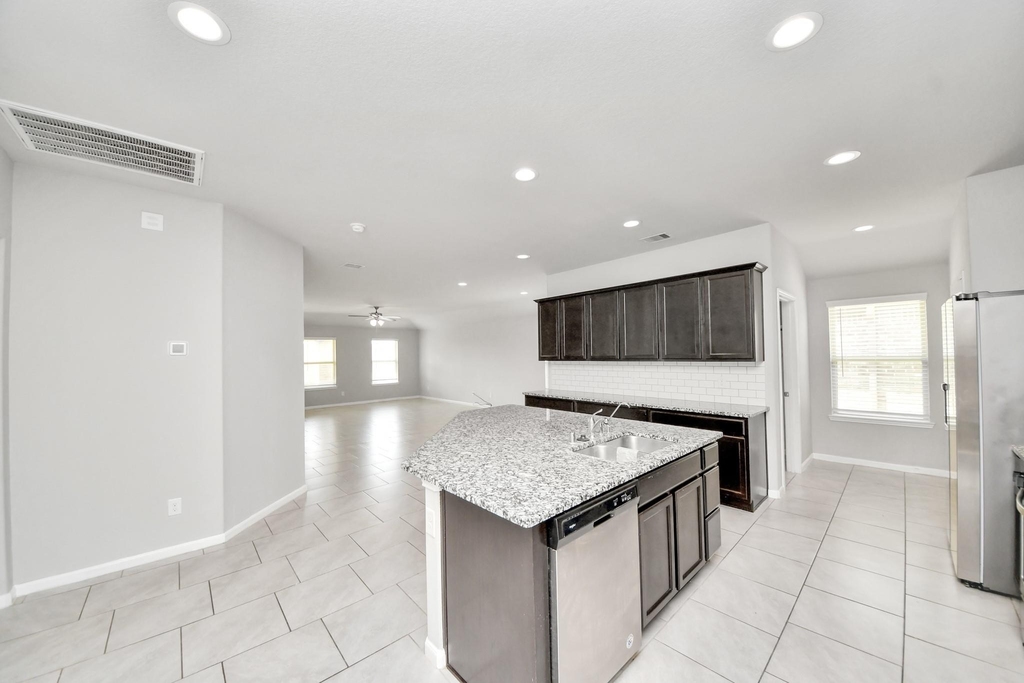 3314 Zephyr Park Ln - Photo 11