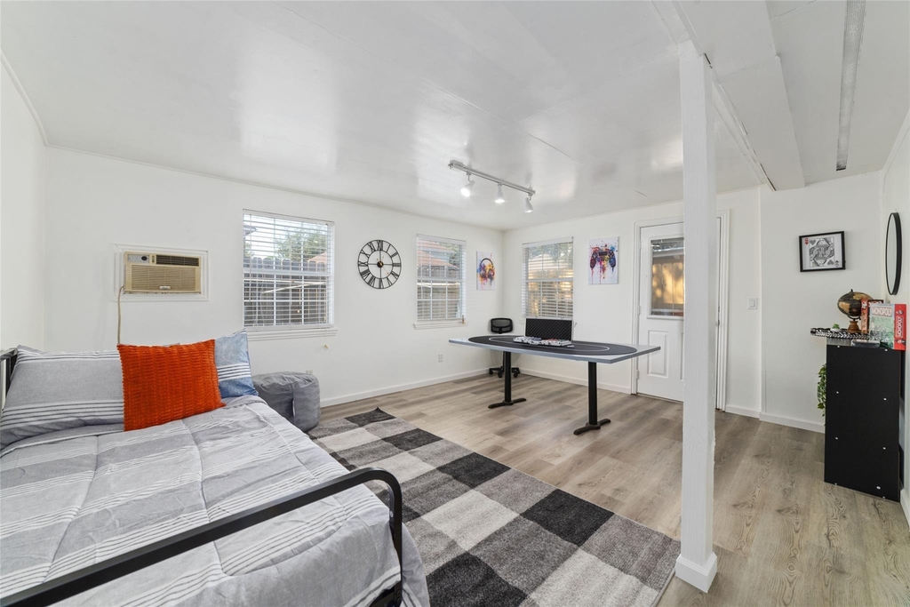 3511 Colleen Woods Circle - Photo 5