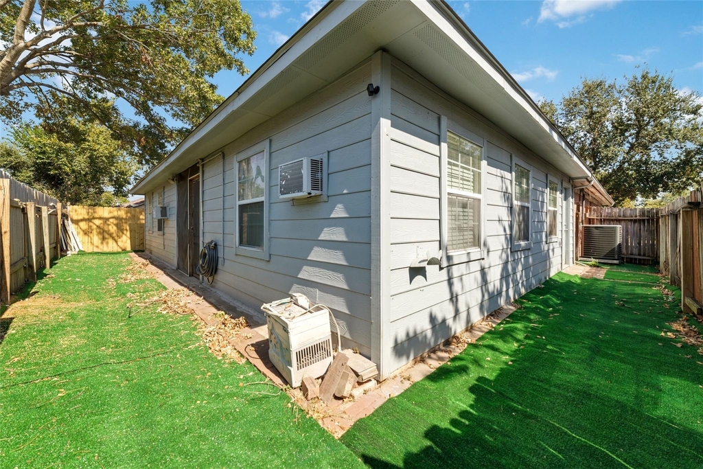 3511 Colleen Woods Circle - Photo 14