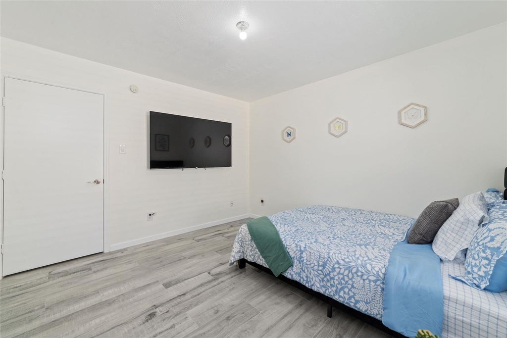 3511 Colleen Woods Circle - Photo 6