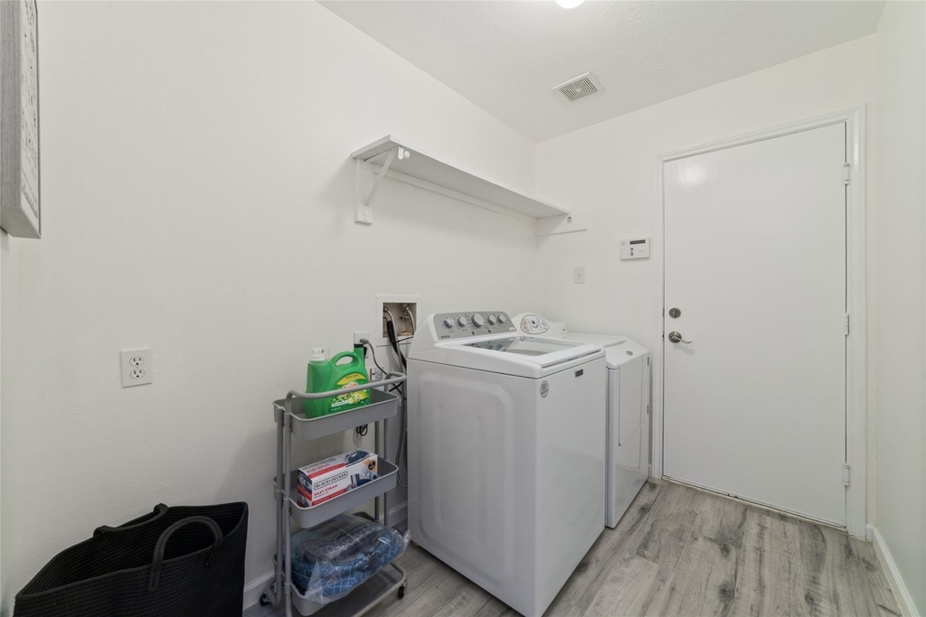 3511 Colleen Woods Circle - Photo 25