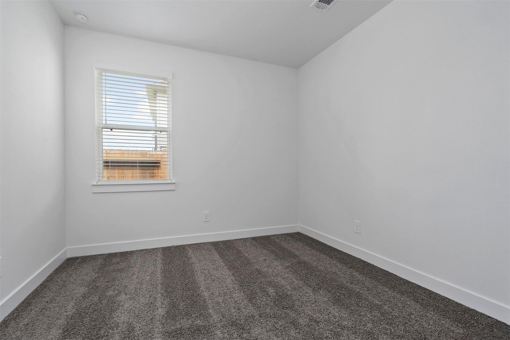 906 Golden Willow - Photo 24