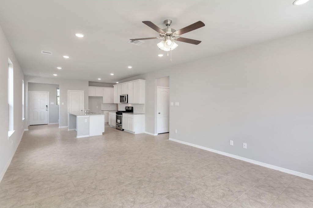 25727 Boxwood Hedge Ln - Photo 4