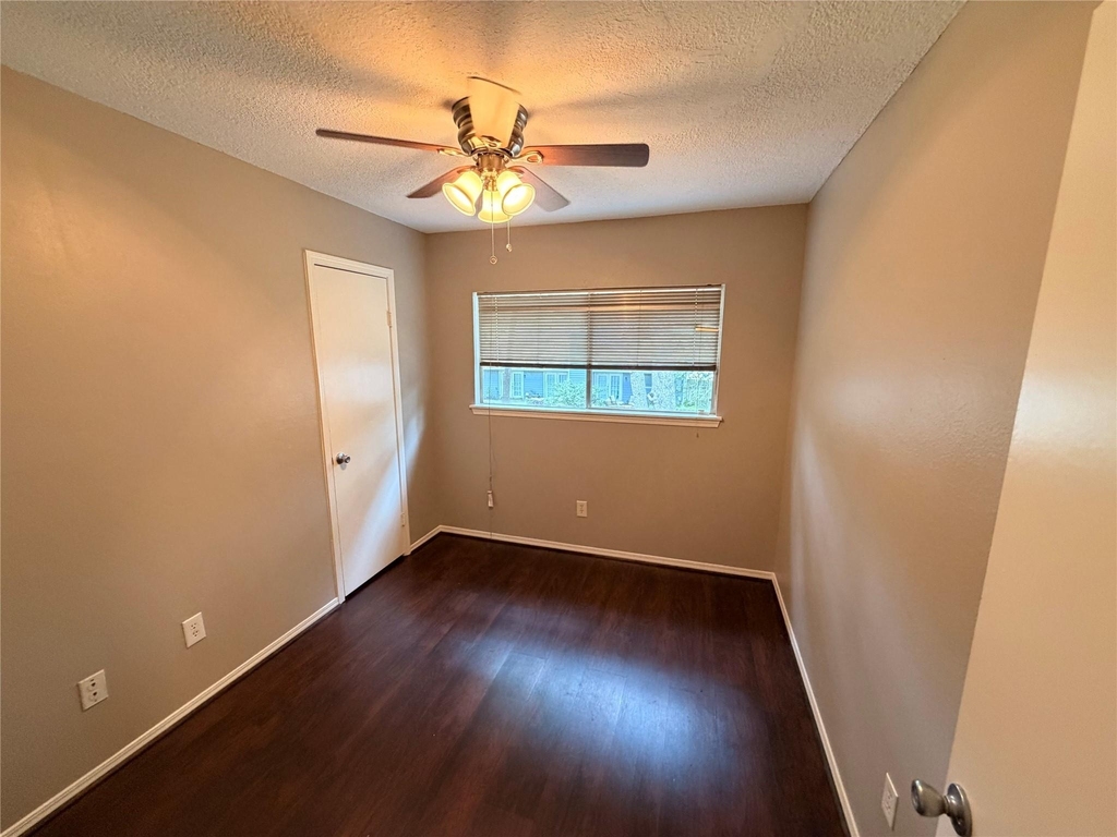 3227 Glade Springs Drive - Photo 25