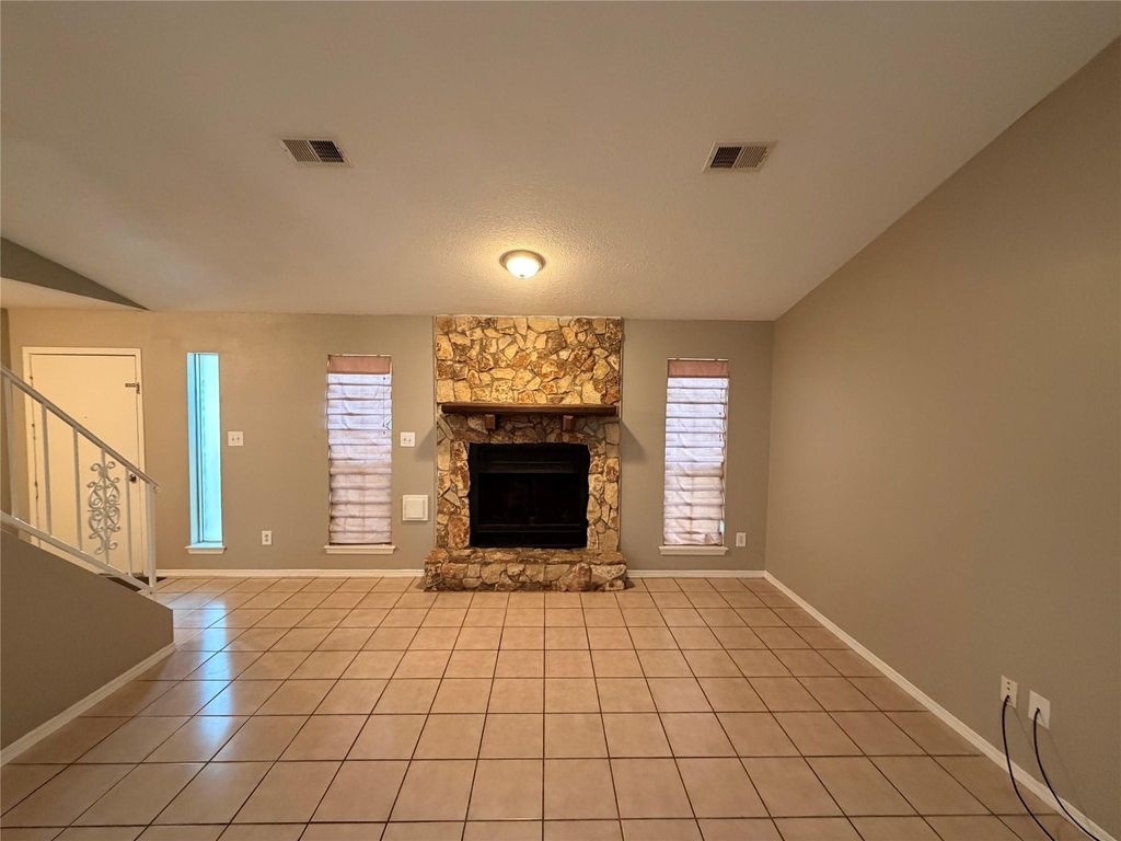 3227 Glade Springs Drive - Photo 5