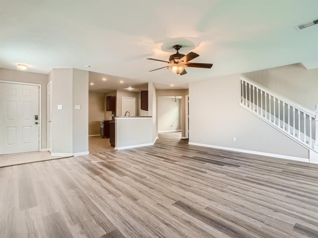 11010 Walkup Way - Photo 4