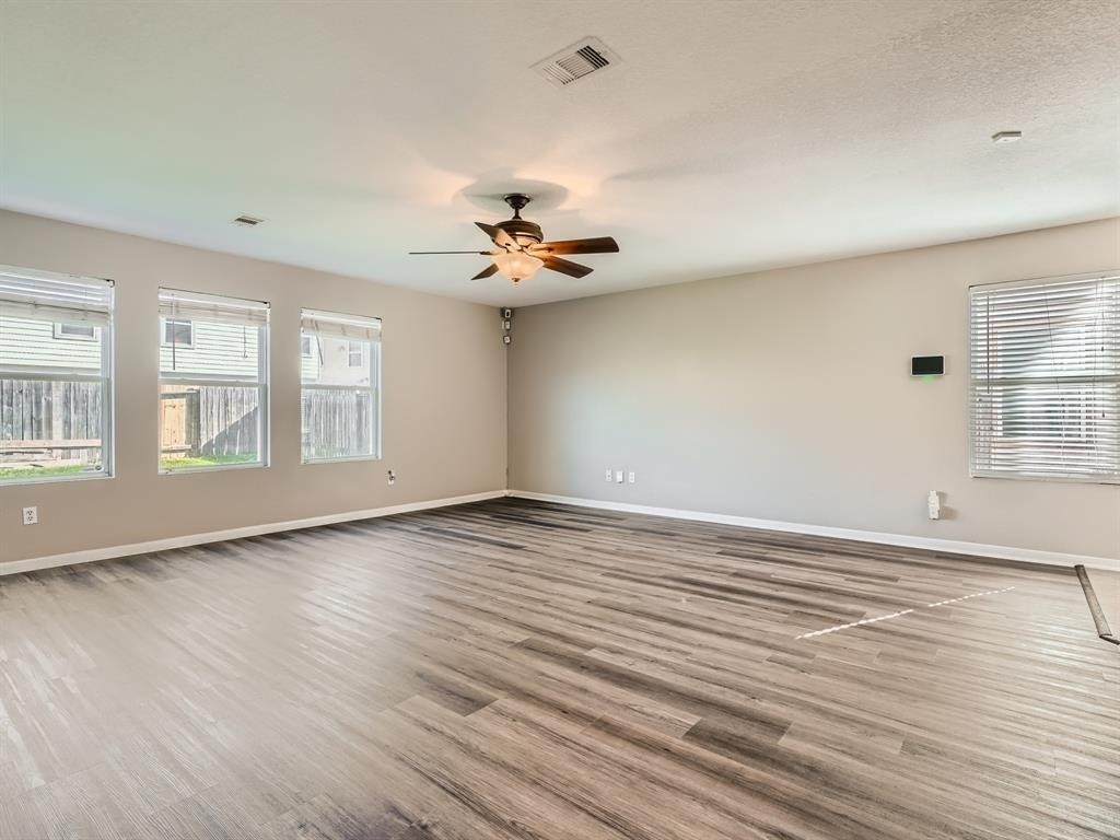 11010 Walkup Way - Photo 2