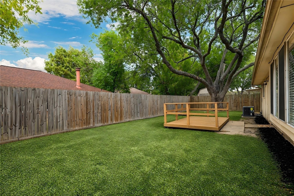 12710 Fenimore Court - Photo 14