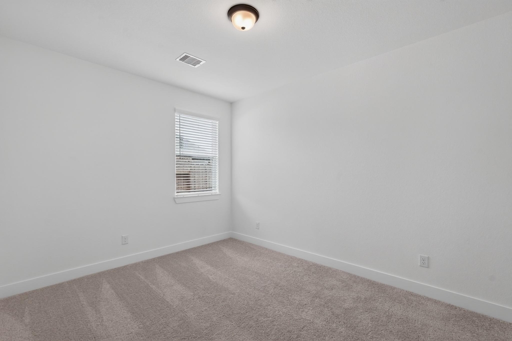 9745 Roaring River Falls - Photo 31