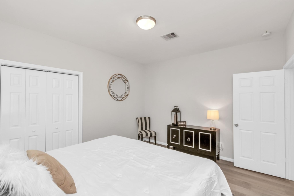 3308 Castor Street - Photo 31