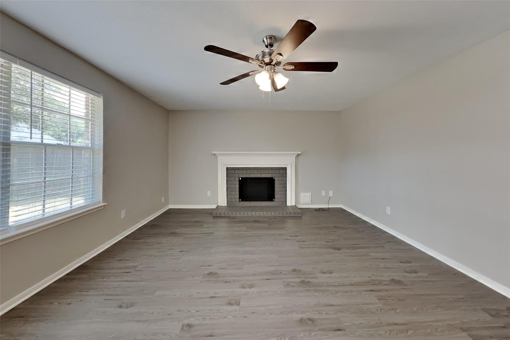 1031 Cascade Creek Drive - Photo 4