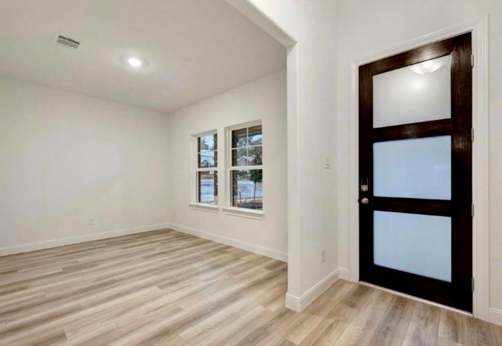 1927 Darlington Oak Drive - Photo 1