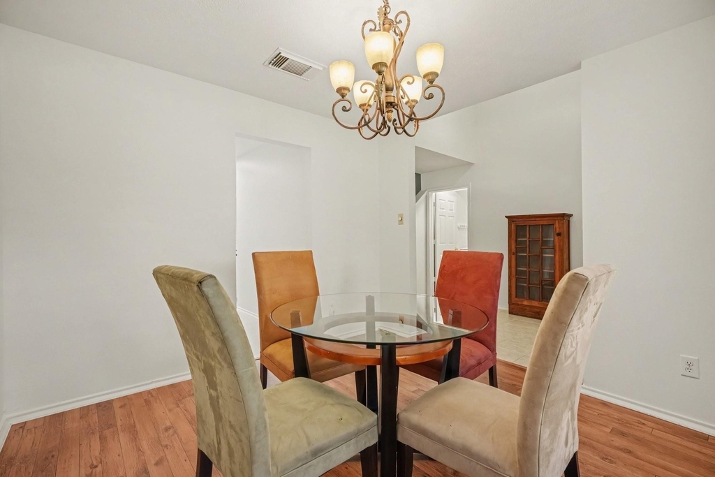1150 Andover Drive - Photo 4