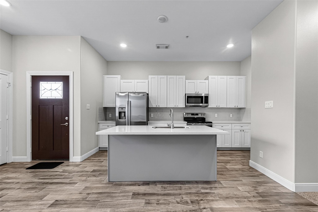 504 Nursery Road - Photo 2