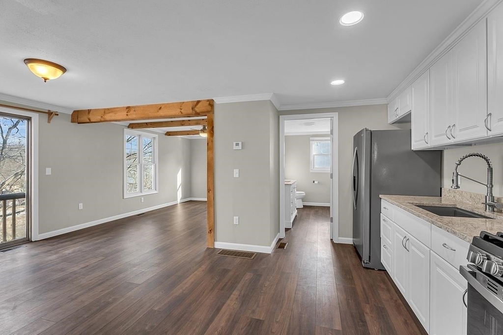 297 Elm - Photo 19