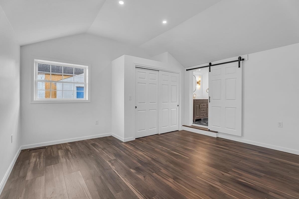 297 Elm - Photo 11