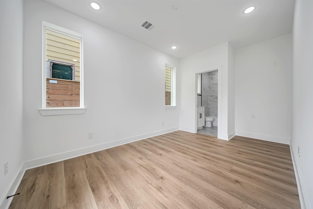 3468 Bremond Street - Photo 7