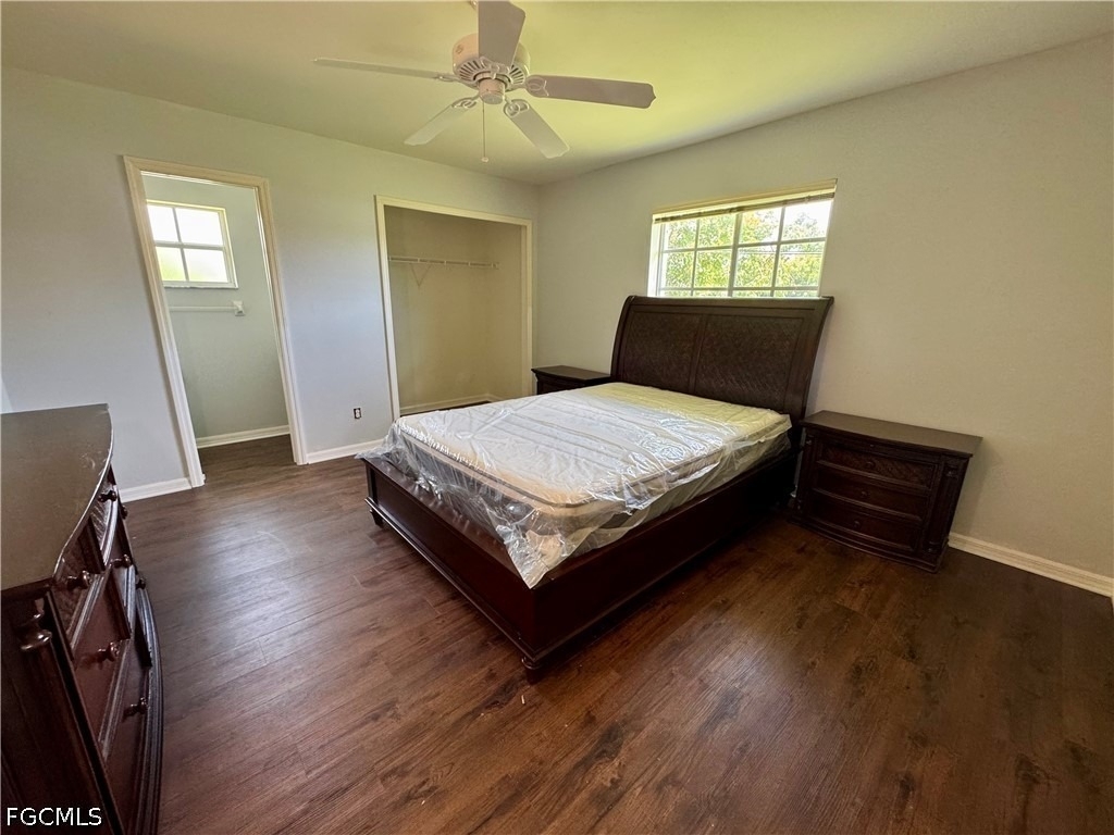 119 Se 23rd Place - Photo 1