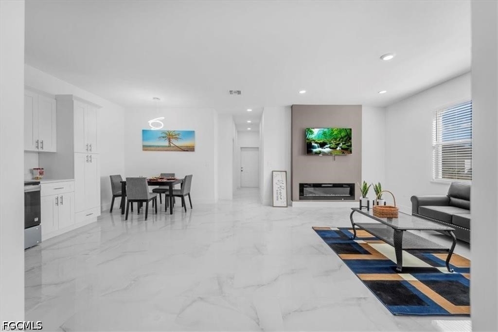237/239 Milwaukee Boulevard - Photo 4