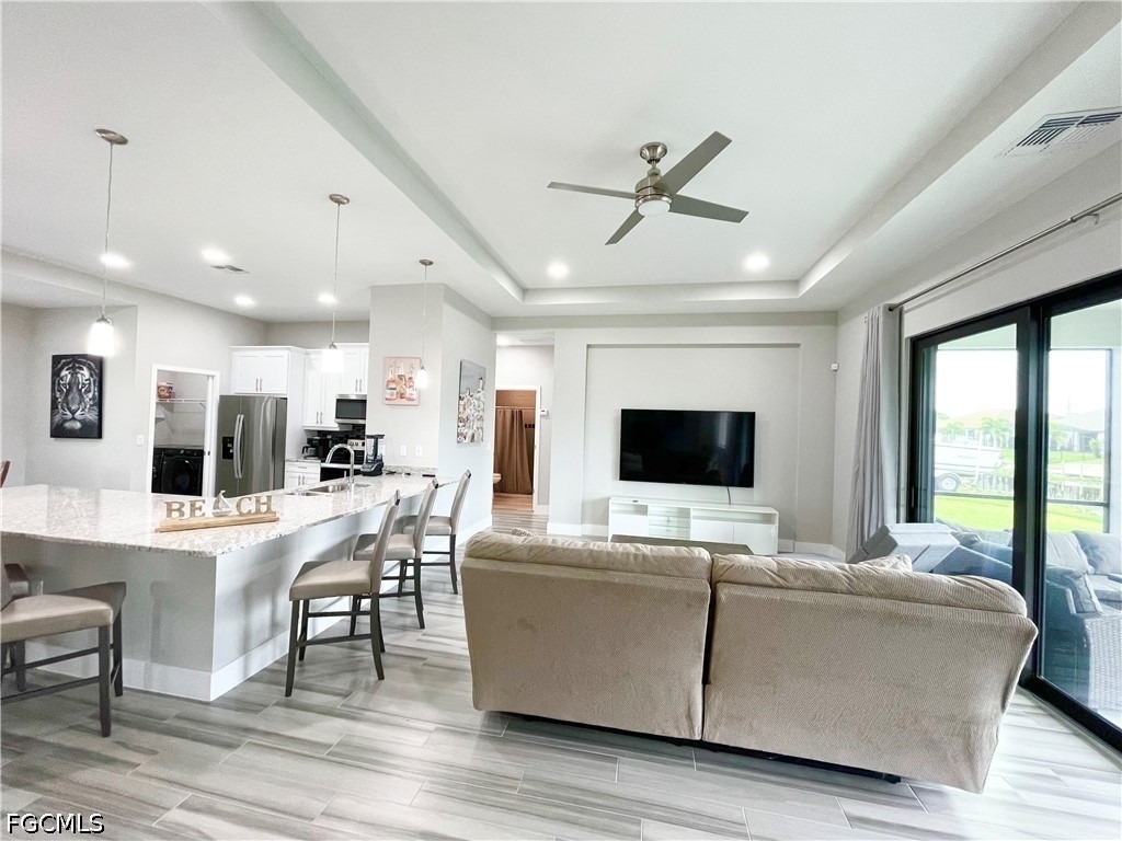 812 Sw 8th Place - Photo 5