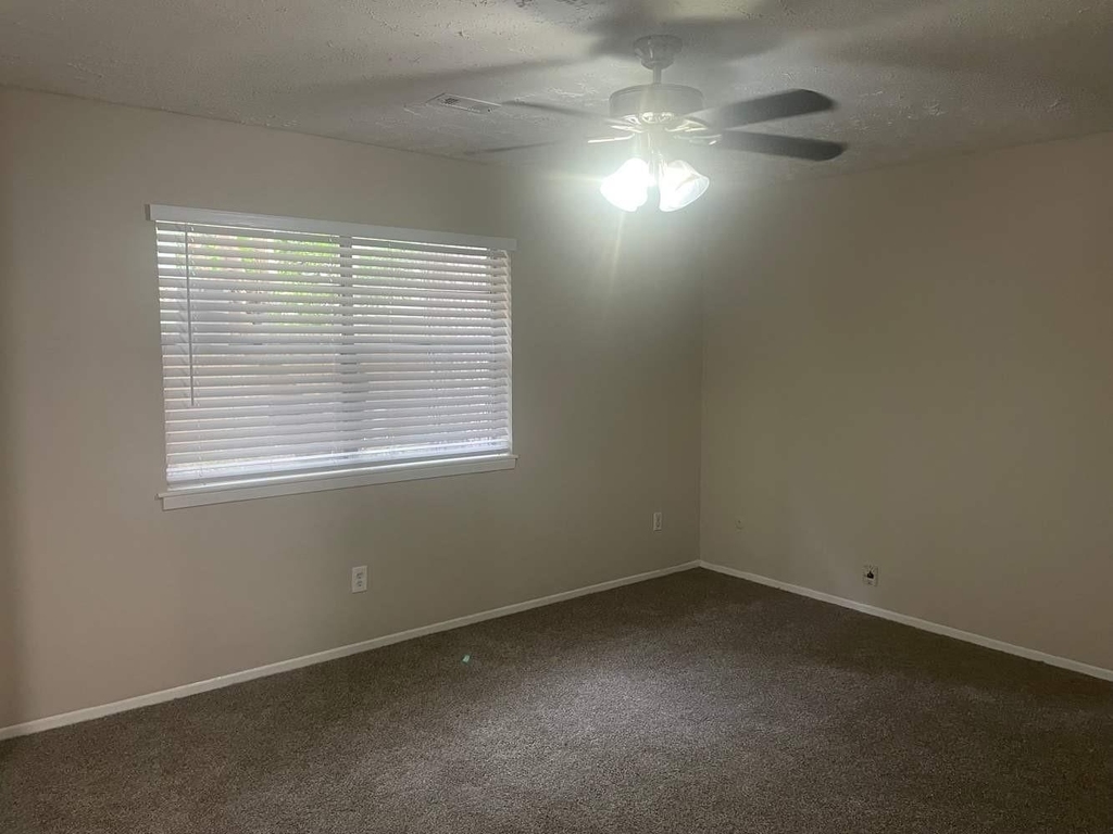 23414 Lestergate Drive - Photo 8