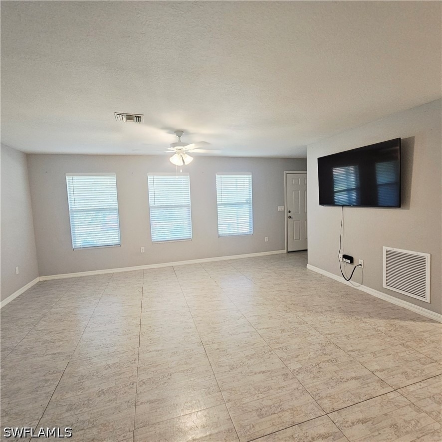 2509 42nd Street W - Photo 3