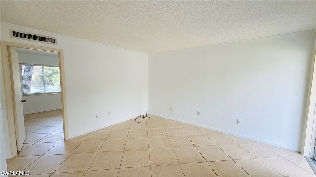 3250 10th Street N - Photo 1