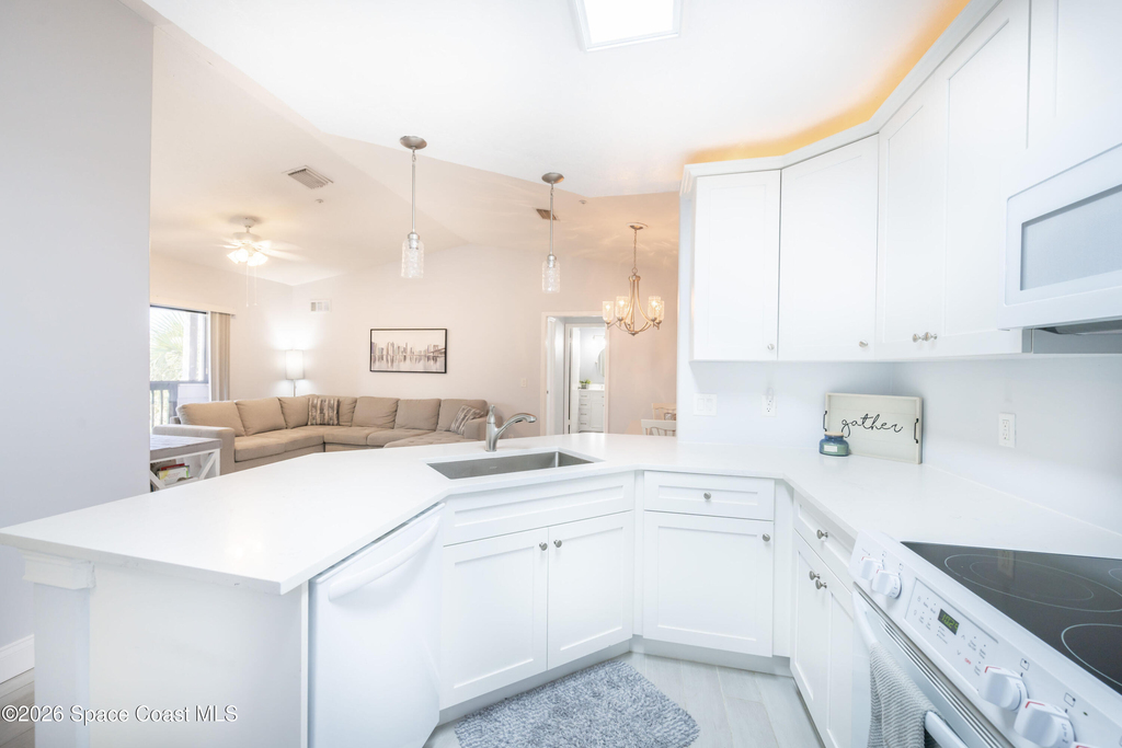 7667 N Wickham Road - Photo 2