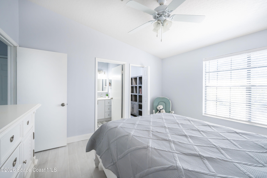 7667 N Wickham Road - Photo 7