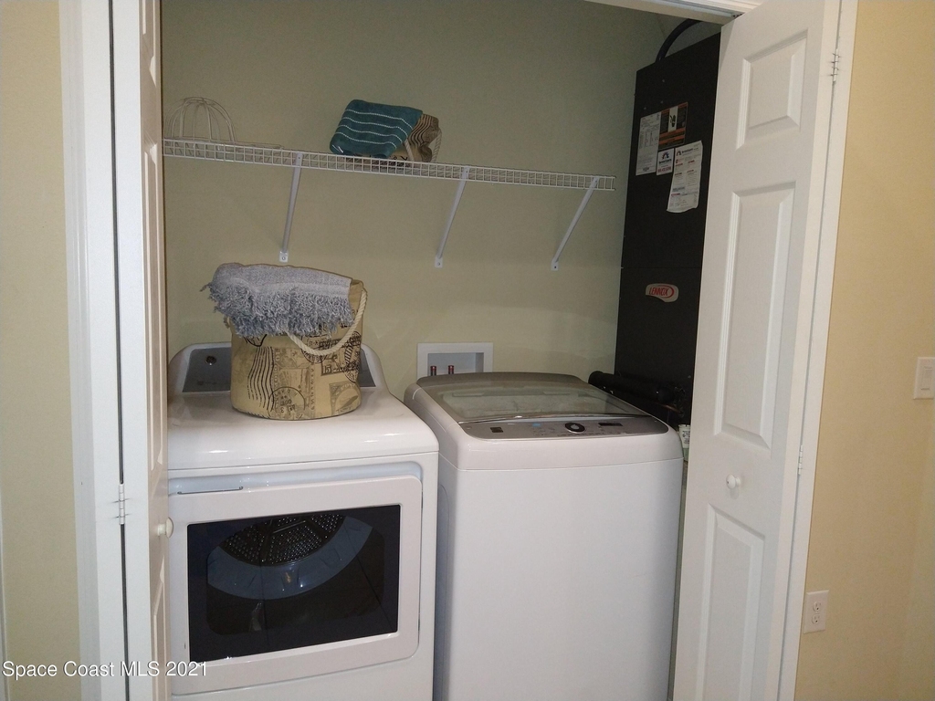 490 Bismarck Way - Photo 9