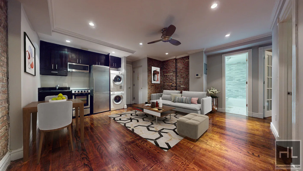 West 14 Street - Photo 1