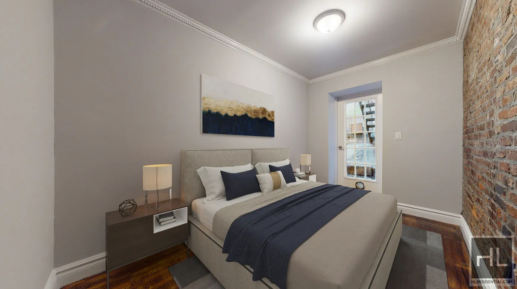 West 14 Street - Photo 4