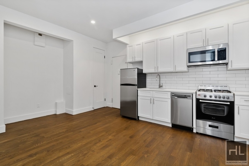 Tiemann Place - Photo 0