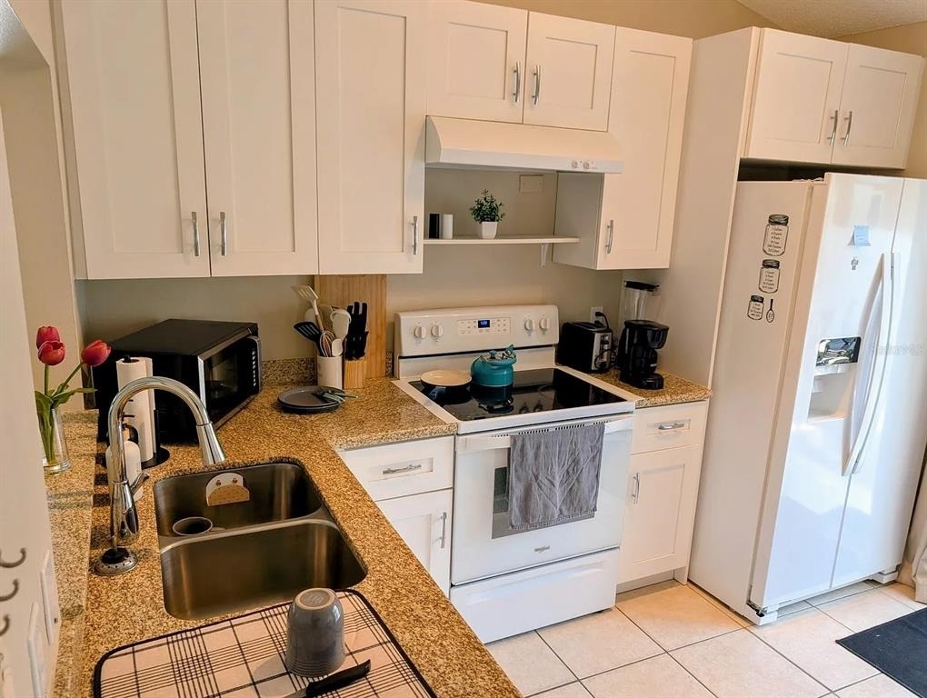 1083 Snead Avenue - Photo 5