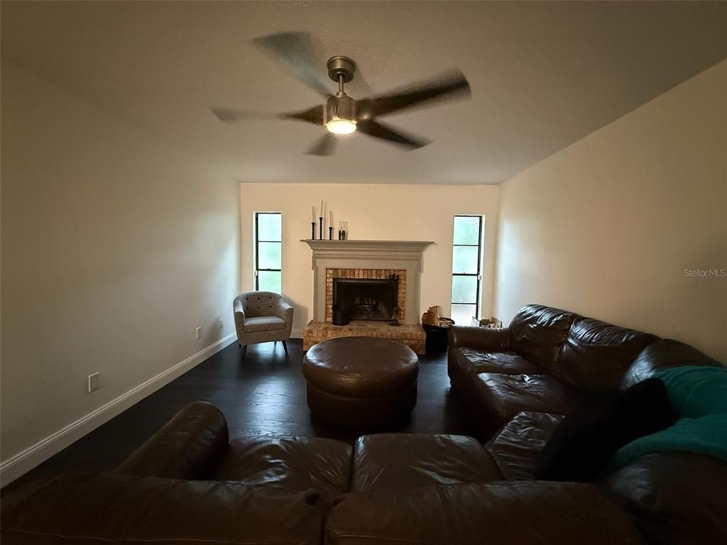 8004 Beltrees Court - Photo 4