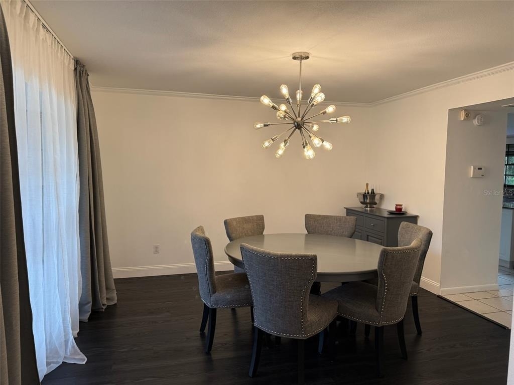 8004 Beltrees Court - Photo 5