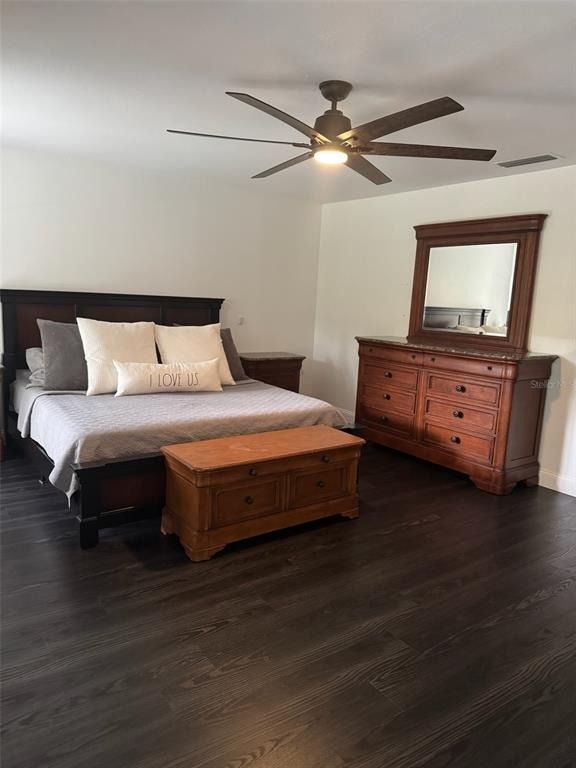 8004 Beltrees Court - Photo 11
